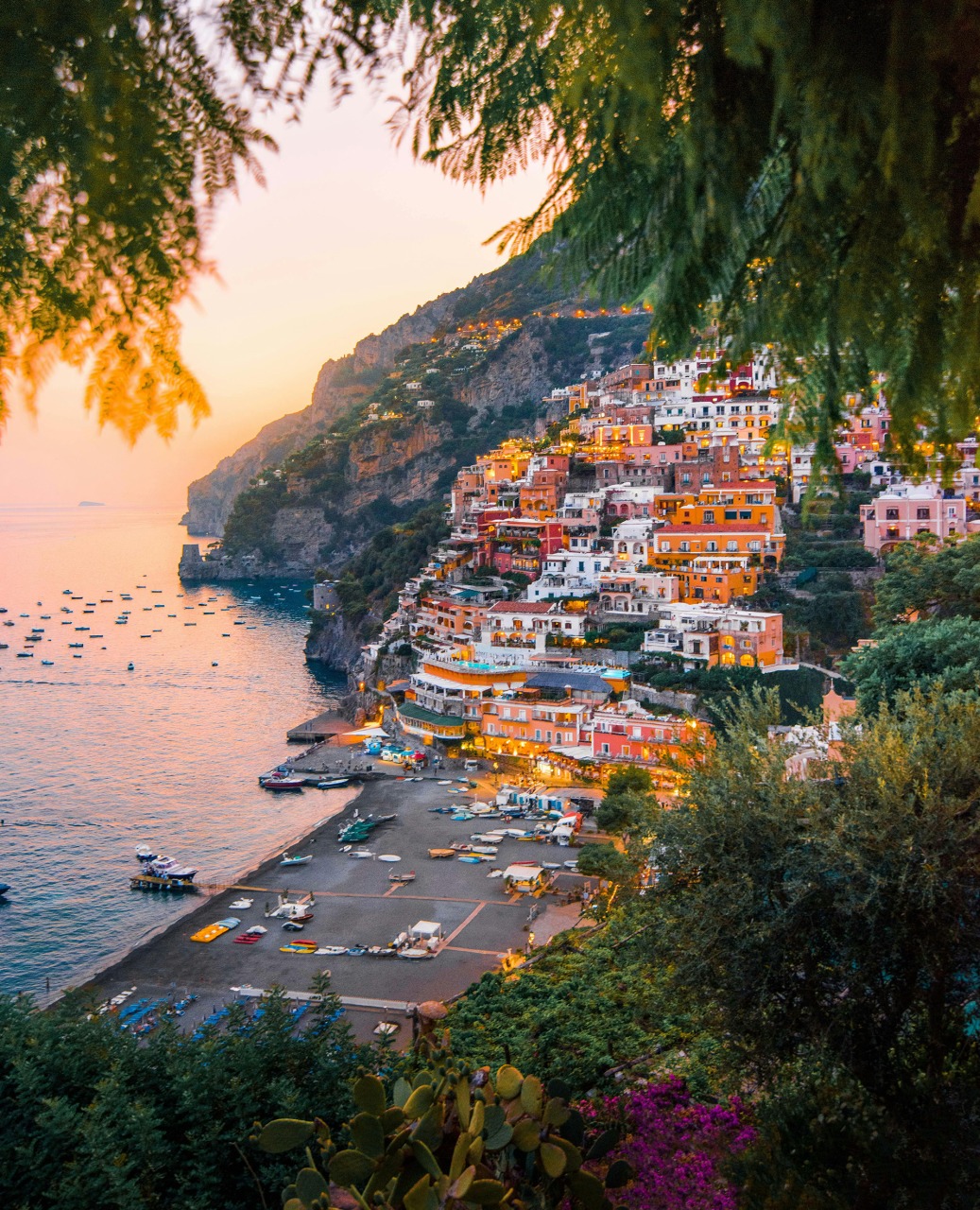 Shared boat tours on the Amalfi Coast